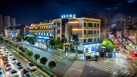 Best hotel Отели рядом с достопримечательностью «Qujing Bund Cultural Tourism Scenic Area»