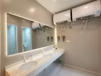 Antenna Hostel - Nhà nghỉ