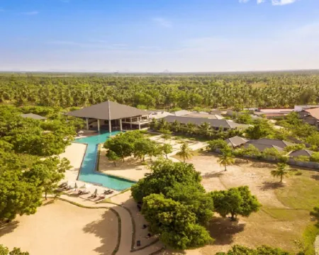 Sunrise Pasikuda Hotels in Batticaloa