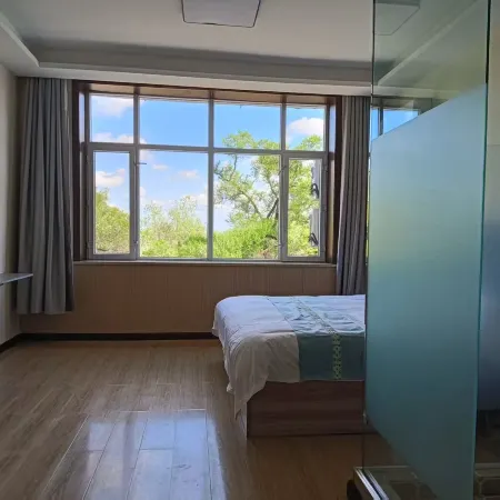 Hulin River View Hotel