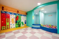 Country Garden Phoenix Hotel Suizhou - Family