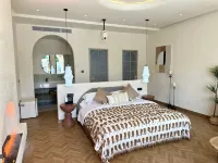 Yanlanli Vacilando | Designer Resort Garden Homestay (Tekes Bagua City)