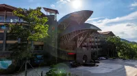 China Nandan Mineral Hot Spring Geomagnetic Resort Hotel Hotel di Nandan