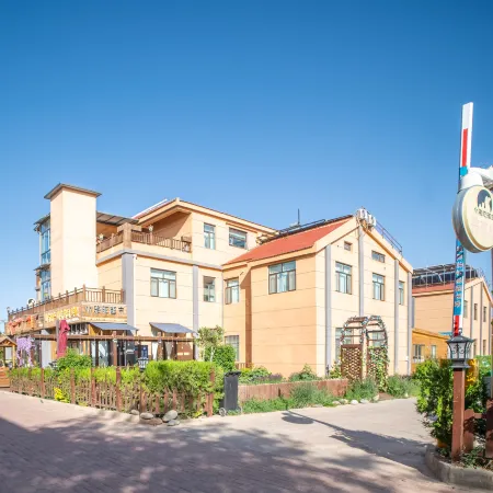 Little camel station