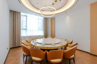 Nalati Lisi Platinum Hotel