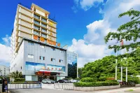 Kaili Jintaiyuan Hotel (Kaili City Wanda Plaza) Hotels in Kaili