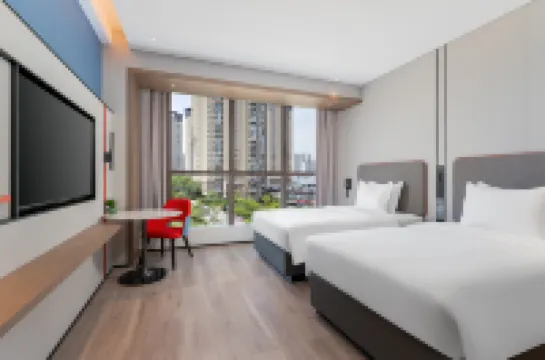 Holiday Inn Express KUNMING ECONOMIC DEV ZONE by IHG Hotels in Economical Development Zone