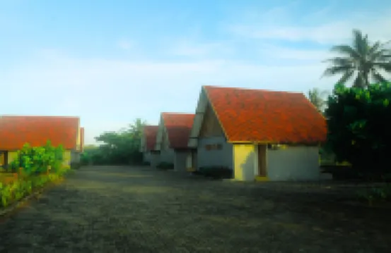 Sinergi的海邊沙央赫烏朗 巴馬布酒店