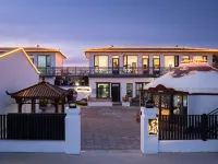 Meet Volcano Homestay (Ulan Hada Volcano Geopark) Hotel di 