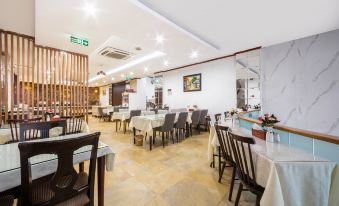 A25 Hotel - 12 Ngo Sy Lien