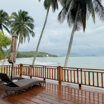 2SIS'S Khanom Resotel