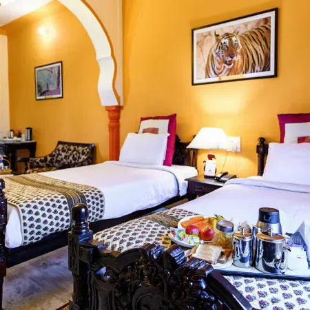 HOTEL RAJ MAHAL THE PALACE