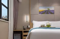 Xingyu E-Sports Hotel (Wuling Pedestrian Street)