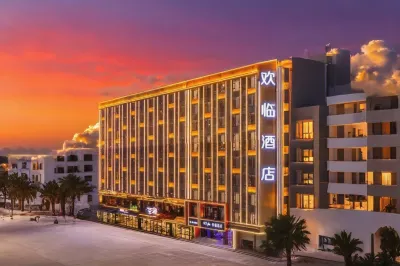 V8 plus Huanlin Hotel (Wanning High-speed Railway Station Branch) Hotels near Wanning Railway Station