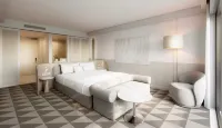 InterContinental Sydney Coogee Beach Hotels near The Livingroom Yoga School Coogee Beach