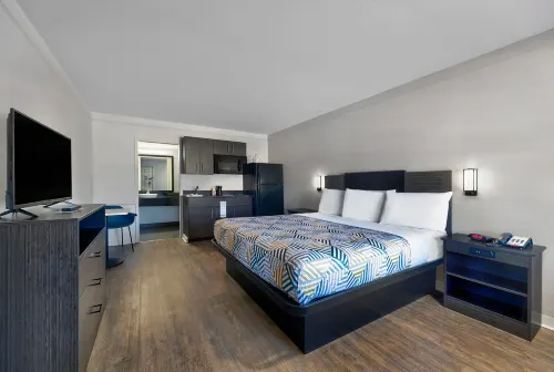 Motel 6 Nashua, NH - South فنادق في غروتون