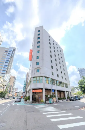 Retro Kaohsiung Hoteles cerca de Xinxing