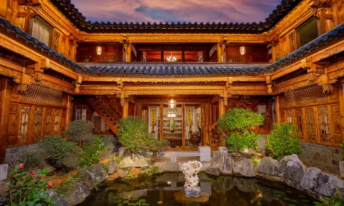Sichenyuan culture Resort Hotel (Jianshui Ancient City)