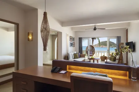 Avani Quy Nhon Resort Отели в г. Шонгкау