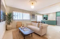 ZARI BOUTIQUE ApartHotel Hotel in zona Yves Saint Laurent Museum