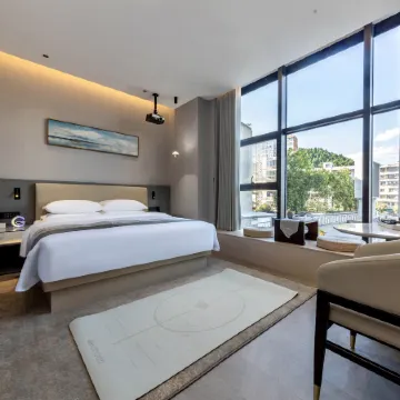 Yanting Future Intelligent Hotel (Lanzu Plaza Store)