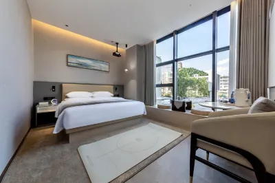 Yanting Future Intelligent Hotel (Lanzu Plaza Store) Hôtels à proximité de : Lailong Passenger Transport Terminal