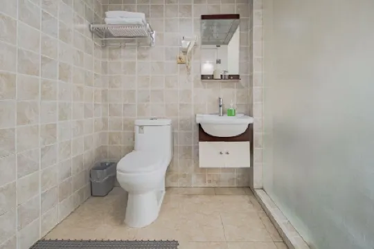 South - North Inn (Zhangjiajie TianmenMountain )