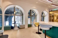 22 Macalisterz Premium Suites Penang by Byon