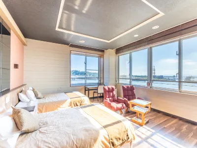 LiVEMAX RESORT SAKURAJIMA SEA FRONT Hotel di 