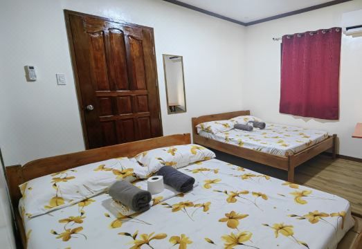 Tandikan Suites