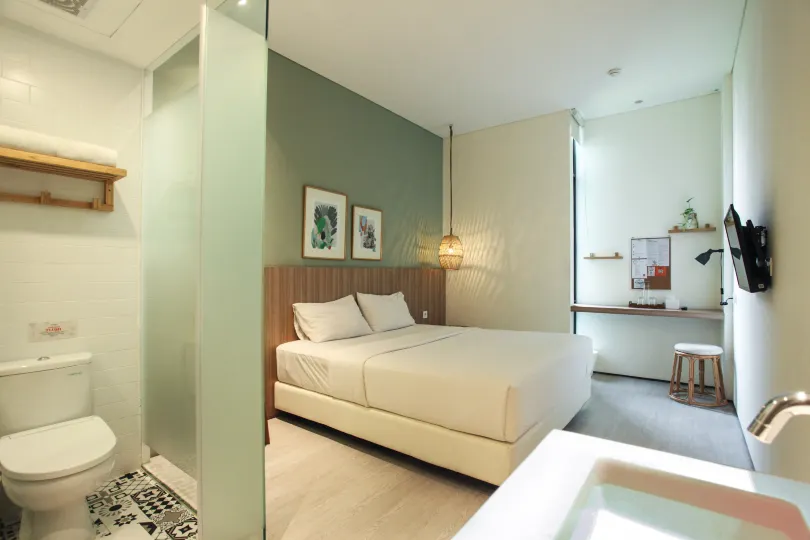 La Boheme, Rooms and Coffee