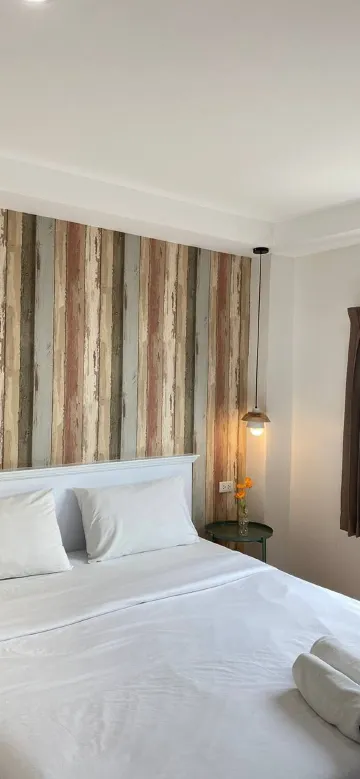 ห้องมาตรฐานพร้อมเครื่องปรับอากาศ