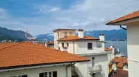 La Dolce Vita - Cozy Mansard in Historic Stresa - Homestays