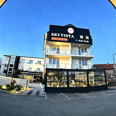 天空飯店 丘卡里察附近的飯店