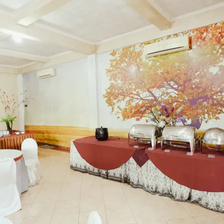 Tripletree Sinergi Hotel Tretes