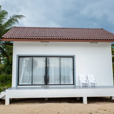 The Rock Coco Villa 2 Отели рядом с достопримечательностью «Пляж Бангсак»