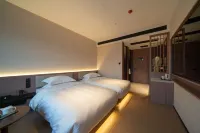 LAGRANGE HOTEL Hotel a 