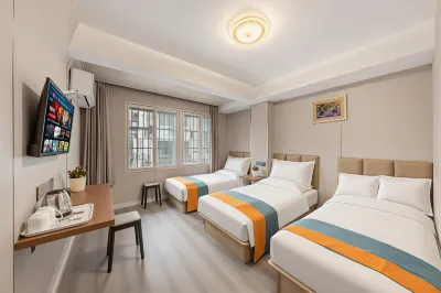 Musen Hotel (Nanjing Xuanwu Lake Gulou Subway Station) โรงแรมใกล้วัดจี้หมิง