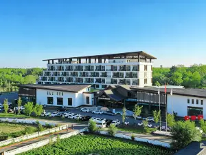 Mingrui Senggu Hot Springs Resort Hotel