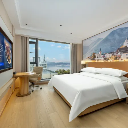 Vienna Hotel (Yichang Zigui Qu Yuan Hometown Cultural Tourism Area Branch)