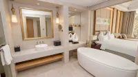 Seven Star Lake Desert Hotel - Pet friendly