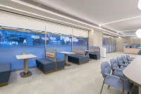HanTing Hotel (Ma'anshan Downtown Area Yanghu Subway Station)