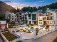 Floral Hotel · Hongkeng Slow Retreat | Forest Stream Mountain Healing Villa (Oedo Hot Spring Branch) Hotels in Jiande