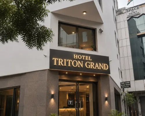 HOTEL TRITON GRAND Hotels near JNU