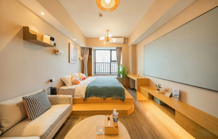 Xiyue Movie Hotel (Xingyang Wuyue Plaza Zhengzhou West Railway Station)