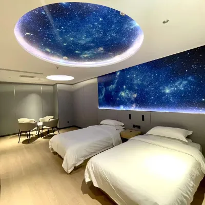 Jiayuguan Hotel (Guancheng Silk Road Culture Expo Park) Hotels near Lvhua Railway Station