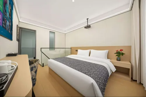 Qi·Yunduo Hotel - New