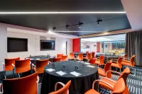 Apex City of Bath Hotel - Business