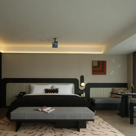 REAX-C Likuan Hotel (Aba County Branch)
