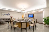 โรงแรม ฮอลิเดย์ จงไค่ ฮวาฟู่ - ที่มีที่จอดรถ